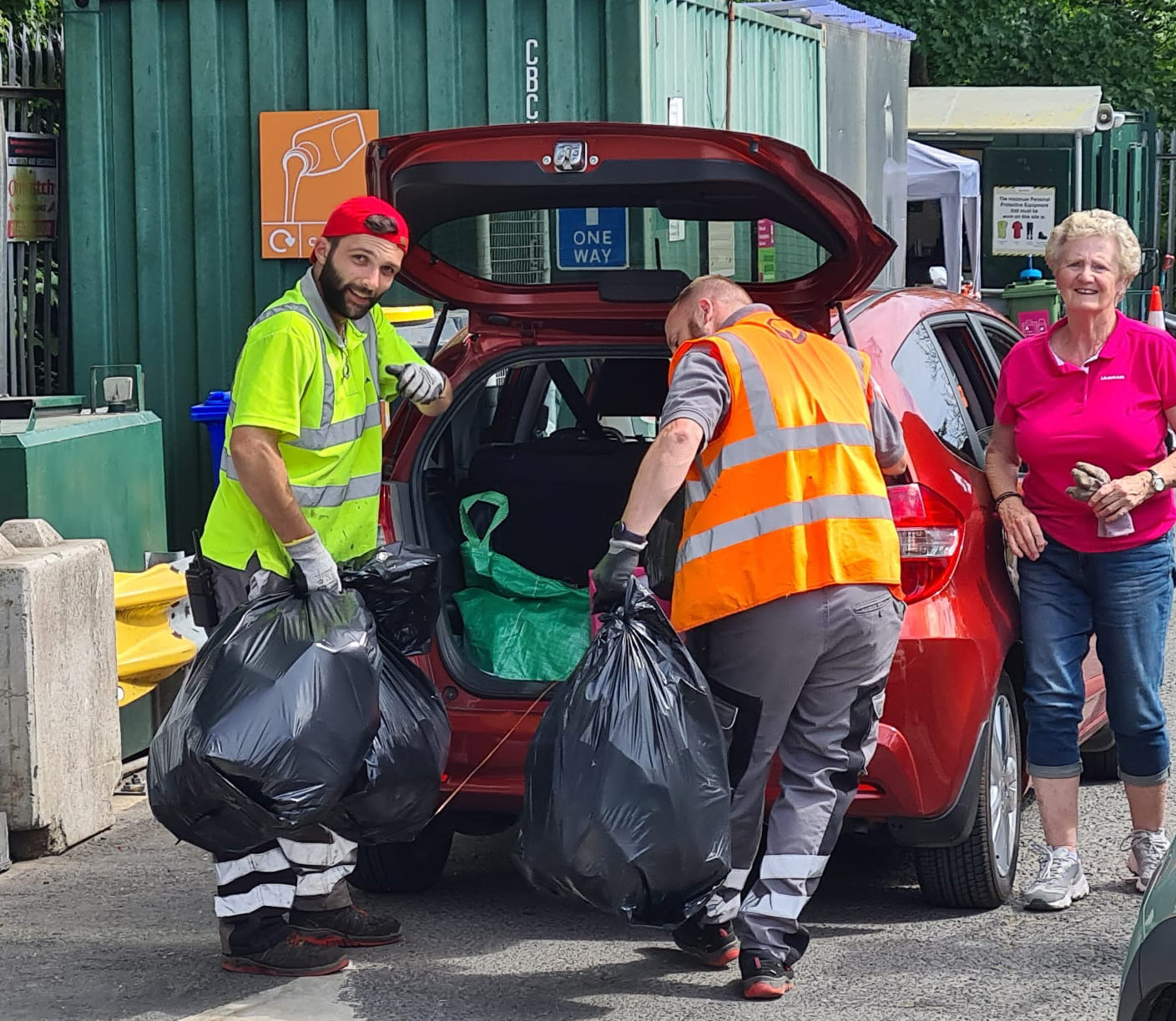 Hailsham recycling centre heros