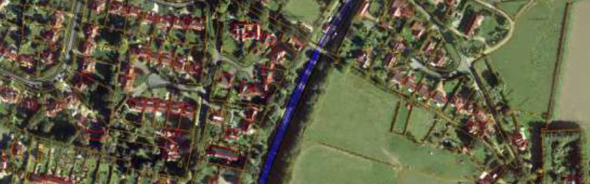 Development plans for a new housing estate in Groombridge village have been thrown out by Wealden's planning committee