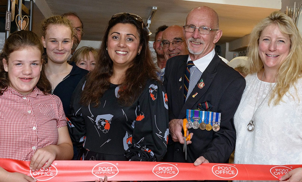 Mayfield post office opens
